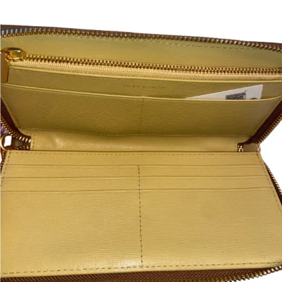 Tory Burch Tan Leather Wallet with Gold Logo NWT excellent condition. - Picture 3 of 7